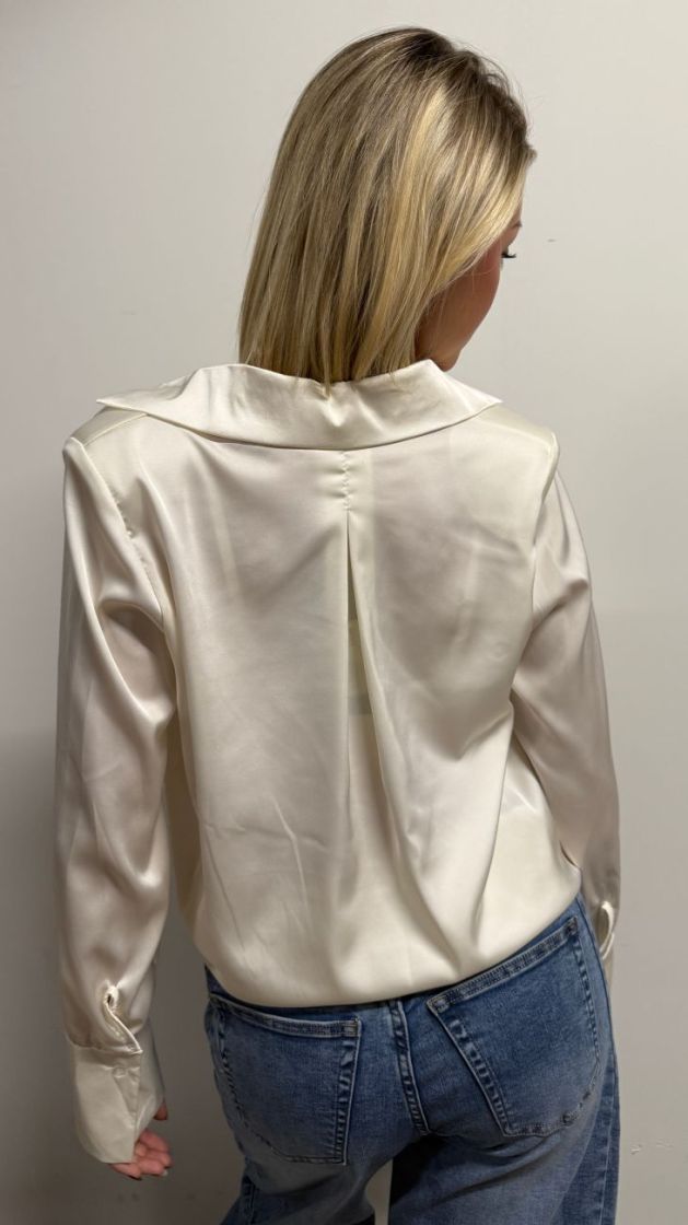 Musso off white