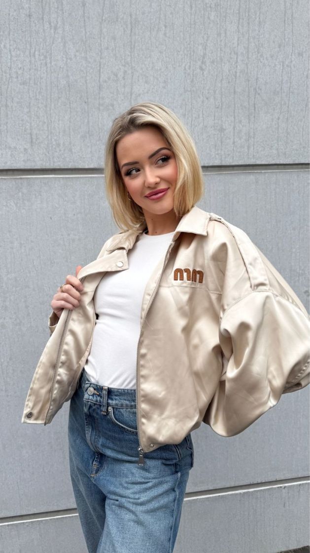 Bomba bEIGE