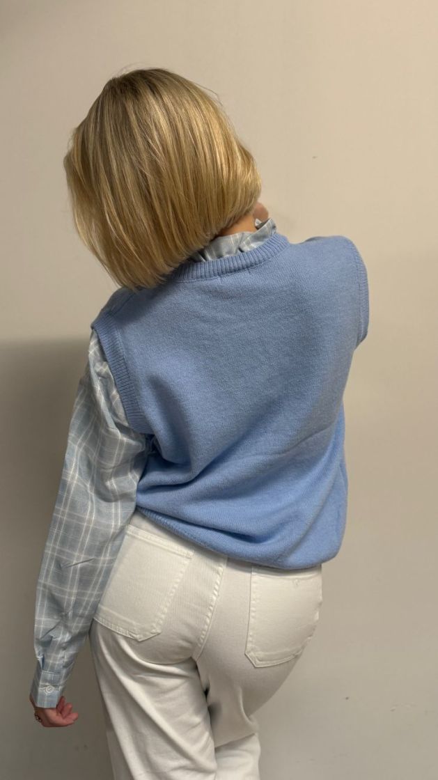 3831408 bleu