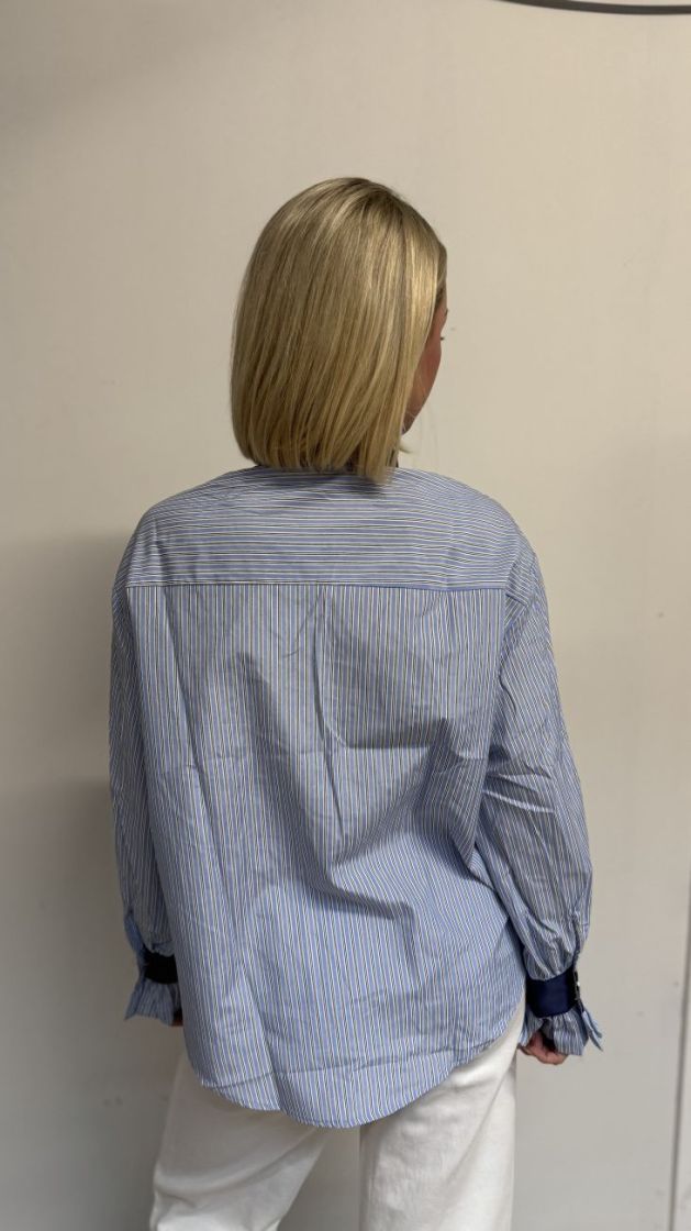CH5182 blauw
